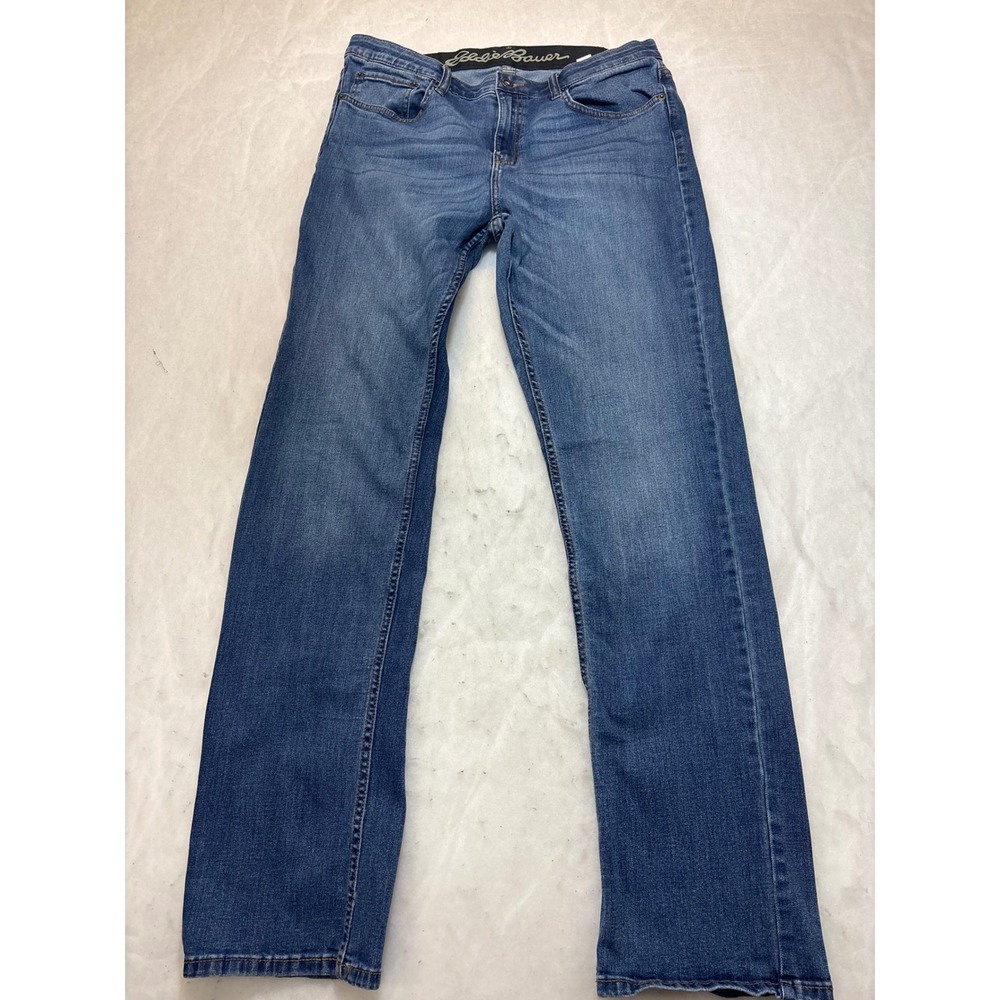 Eddie Bauer Mens Jeans 32W x 34L Blue Denim Straight Leg Casual Pants - Picture 2 of 9